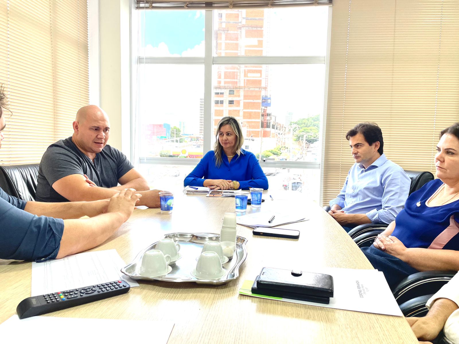 Abilio, Fábio e Fernanda, reúnem com a intervenção na saúde de Cuiabá.