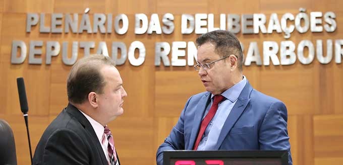 Acordo tenta evitar ‘racha’ em disputa na presidência da AL