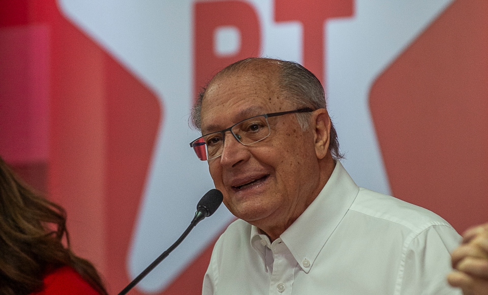 Alckmin: tarifaço de Trump afeta 3,3% das exportações brasileiras