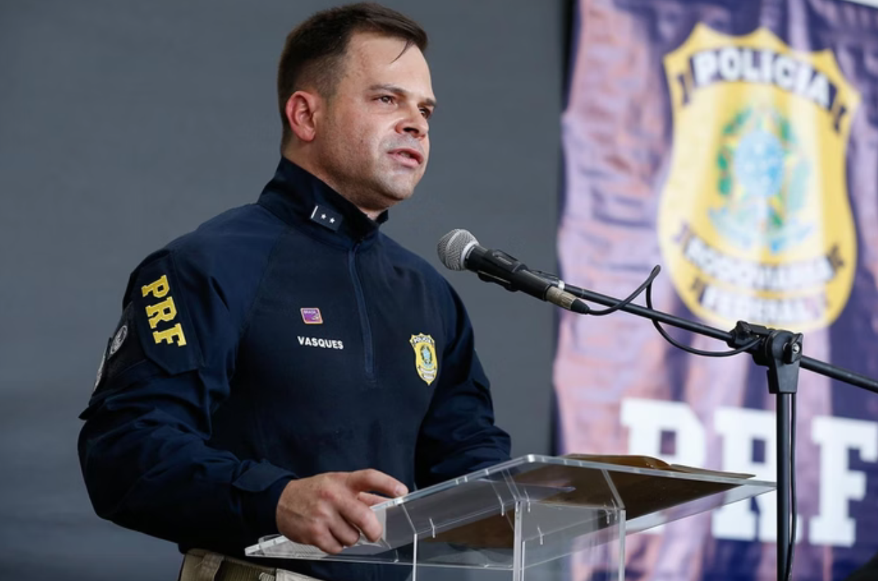 Alexandre de Moraes manda soltar Silvinei Vasques, ex-diretor da PRF