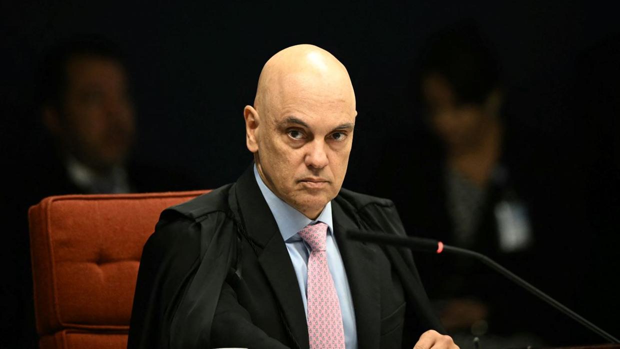 AO VIVO: Moraes implica Bolsonaro como líder da tentativa de golpe; acompanhe