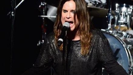 Aos 74, Ozzy Osbourne anuncia aposentadoria dos palcos