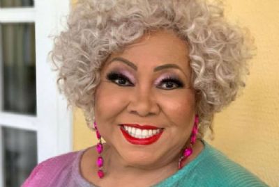 Após cirurgia na coluna, Alcione adia shows de sua turnê
