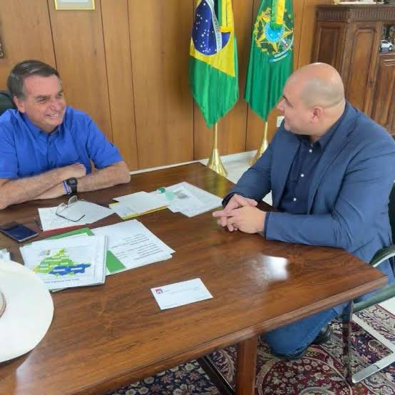 Após repercussão negativa, Abílio expõe 'aflição' e refaz postagem