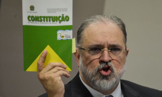 Após silêncio, Aras posta vídeo antigo em que defende sistema eleitoral; Assista