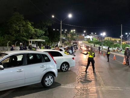 Blitz da lei seca prende 6 motoristas por embriaguez ao volante