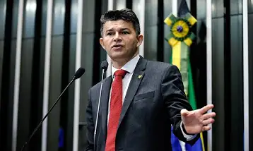 Bolsonaro apoia chapa entre José Medeiros e Mauro Mendes para o Senado em 2026