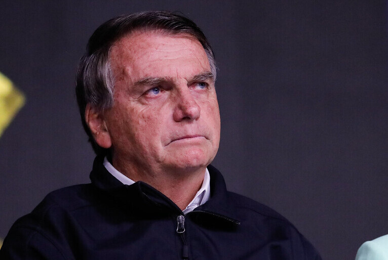 Bolsonaro declara patrimônio de R$ 2,3 milhões e pede ao TSE registro de candidatura