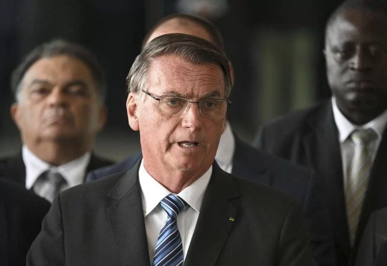 Bolsonaro é anunciado por ultradireita para evento em Portugal