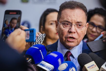 Botelho defende crédito de R$ 120 mil para lojistas atingidos