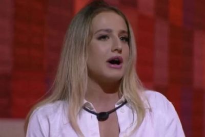 Bruna Griphao é punida após descumprir regra do reality