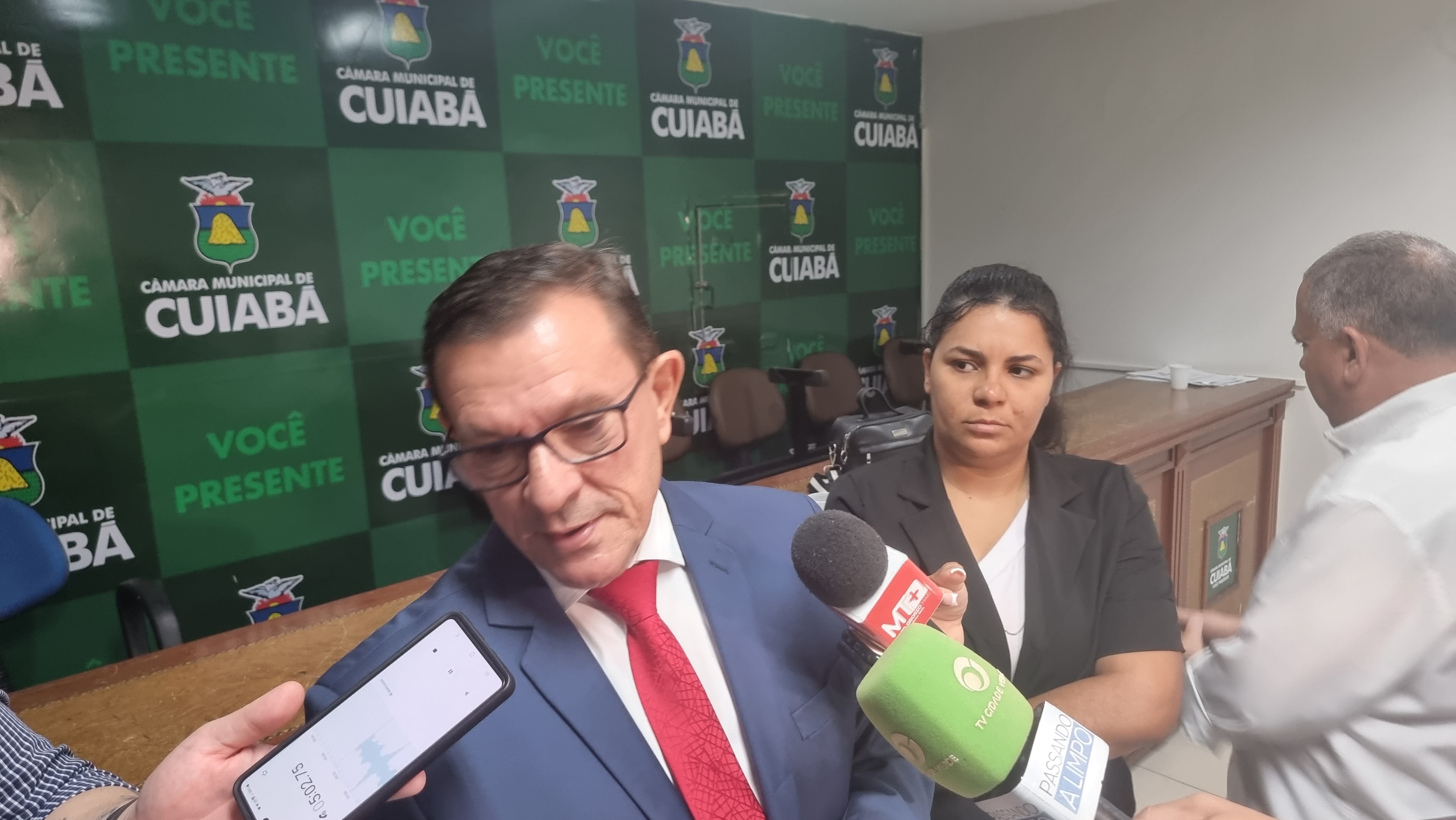 Câmara convida secretário para explicar ‘calote’ em pagamentos da prefeitura