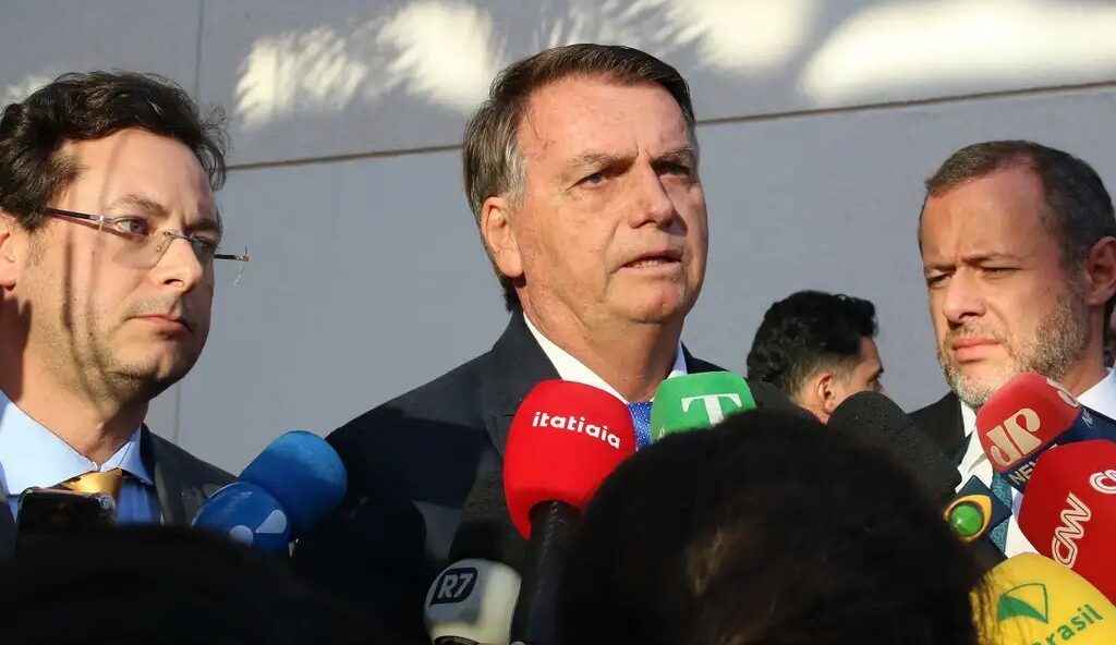 Caso da baleia: Para Bolsonaro, foi Marina que importunou