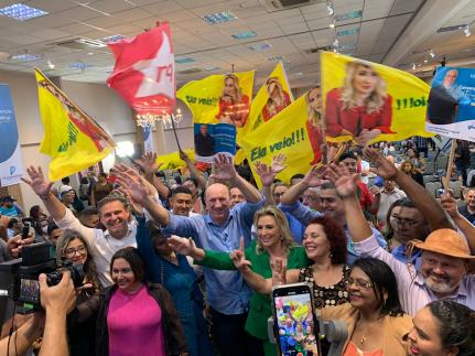 Chapa de oposição; Vanderlucio será vice de Márcia Pinheiro