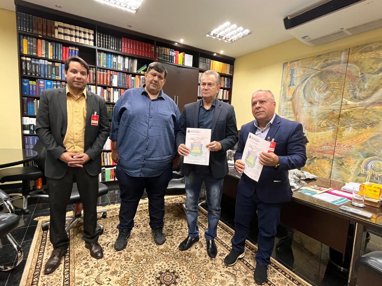 Chico 2000 apresenta a Perri criação de comissão para garantir continuidade nos serviços da saúde e evitar retaliações