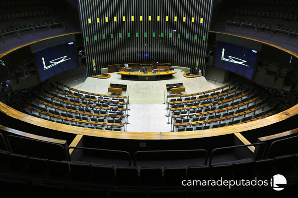 Cinco federais concluem mandato e dão espaço a novatos no Congresso Nacional