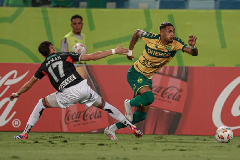 Cuiabá perde para o Palestino e está fora da Sul-Americana
