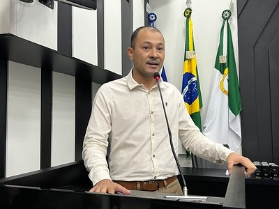 Da tribuna  na Câmara enfermeiro reivindica pagamento do piso nacional em Cuiabá