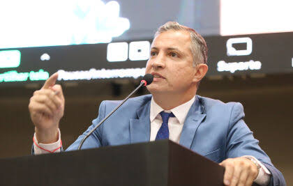 Deputado aponta ‘falta de prioridade’ do governo com empréstimo