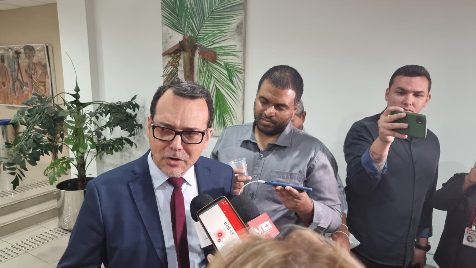Deputado diz que Mauro e Emanuel dividem culpa por caos na Saúde