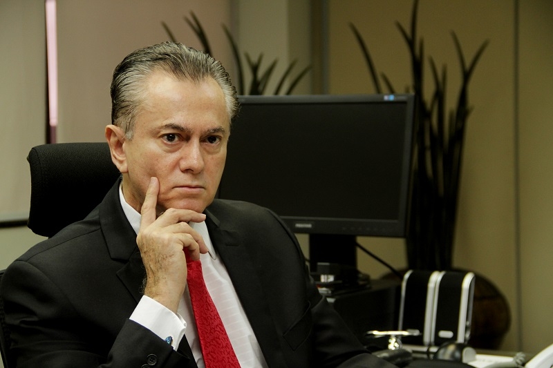 Desembargador alfineta colegas do TJ contrários à intervenção em Cuiabá