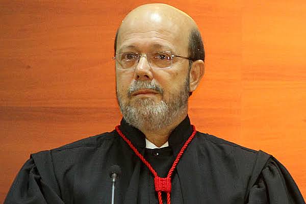 Desembargador vê "interferência política" e vota contra a intervenção na Saúde de Cuiabá