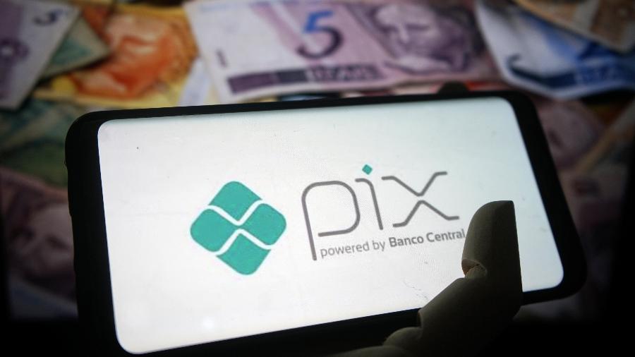 Desinformação sobre "Imposto do Pix" se espalha e força governo a reagir com campanha emergencial