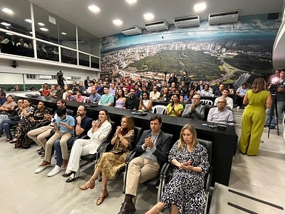 Em Sessão solene  Câmara  homenageia profissionais da comunicação no Dia Nacional da Imprensa