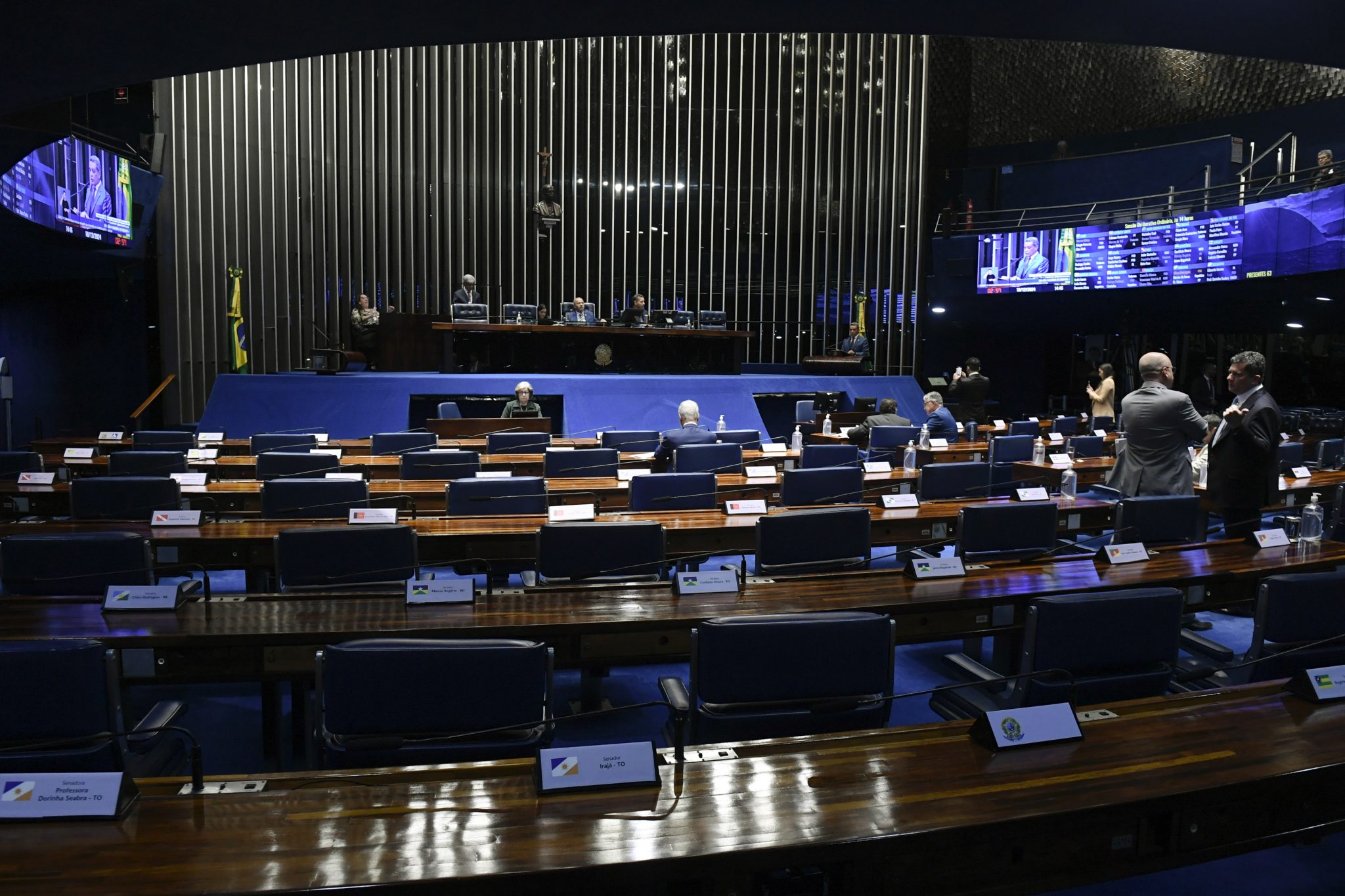 Em votação simbólica, Congresso aprova LDO 2025