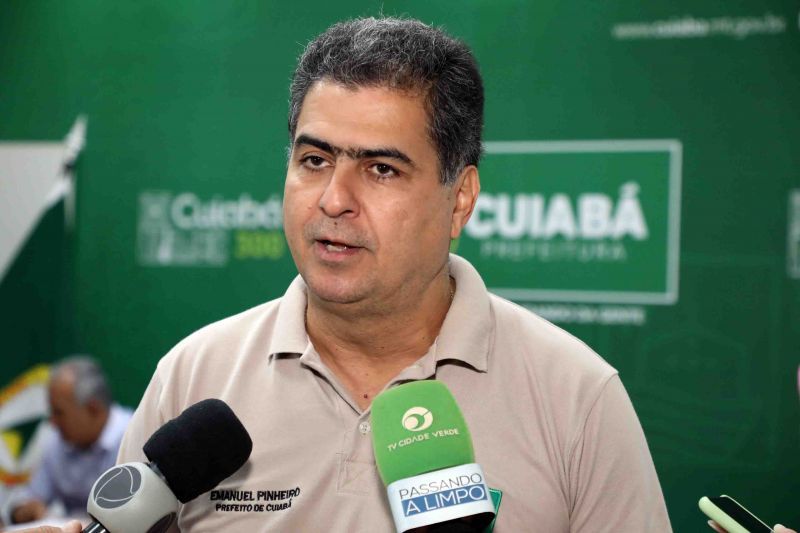Emanuel entra com novo recurso no STF contra intervenção na Saúde de Cuiabá