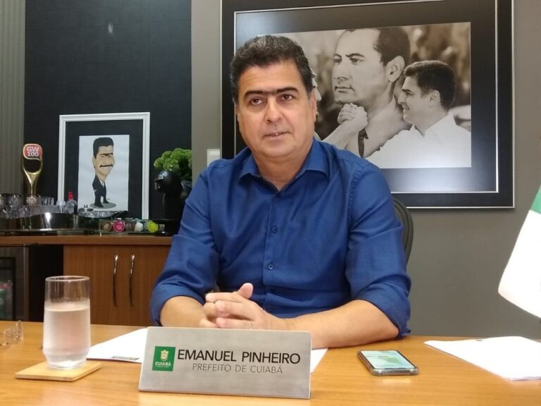 Emanuel Pinheiro cobra posicionamento da Câmara sobre afastamento de Paccola