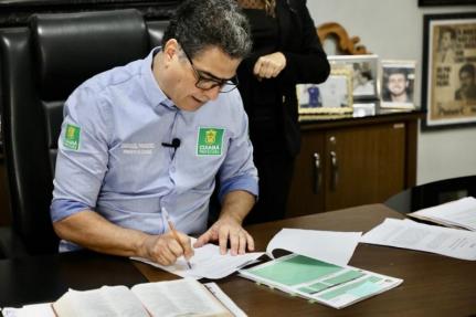 Emanuel sairá de 'férias' para coordenar a campanha da esposa
