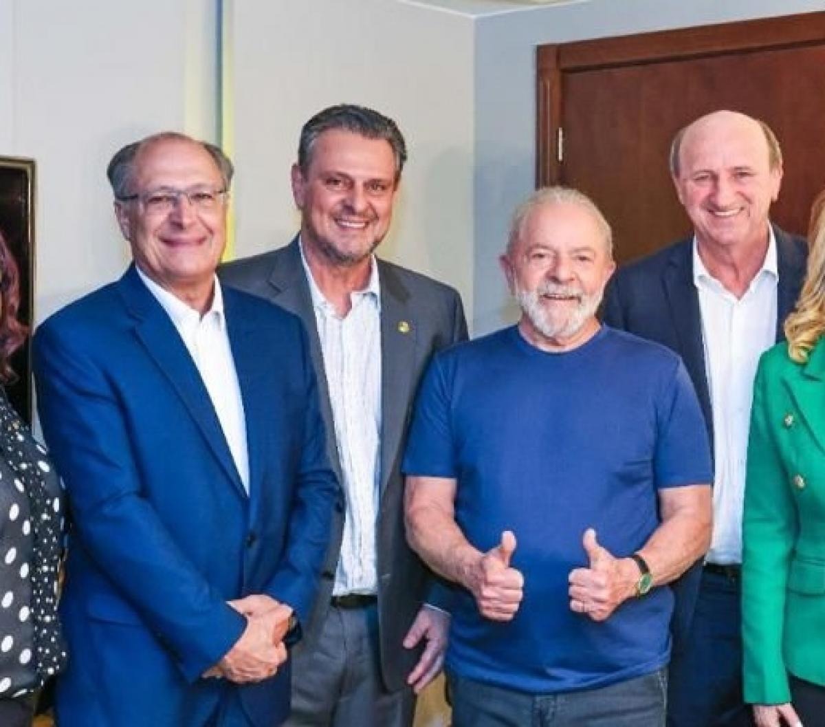 Federação elogia 'coragem' de Neri e Fávaro por união com Lula em MT