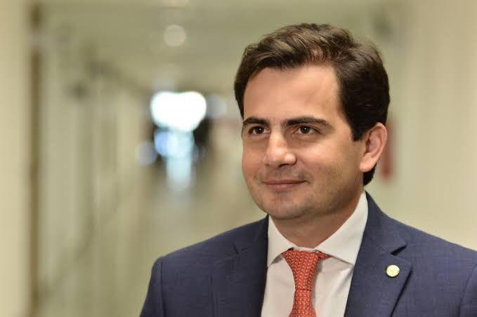 Garcia ironiza VLT: “sempre andou fora dos trilhos”