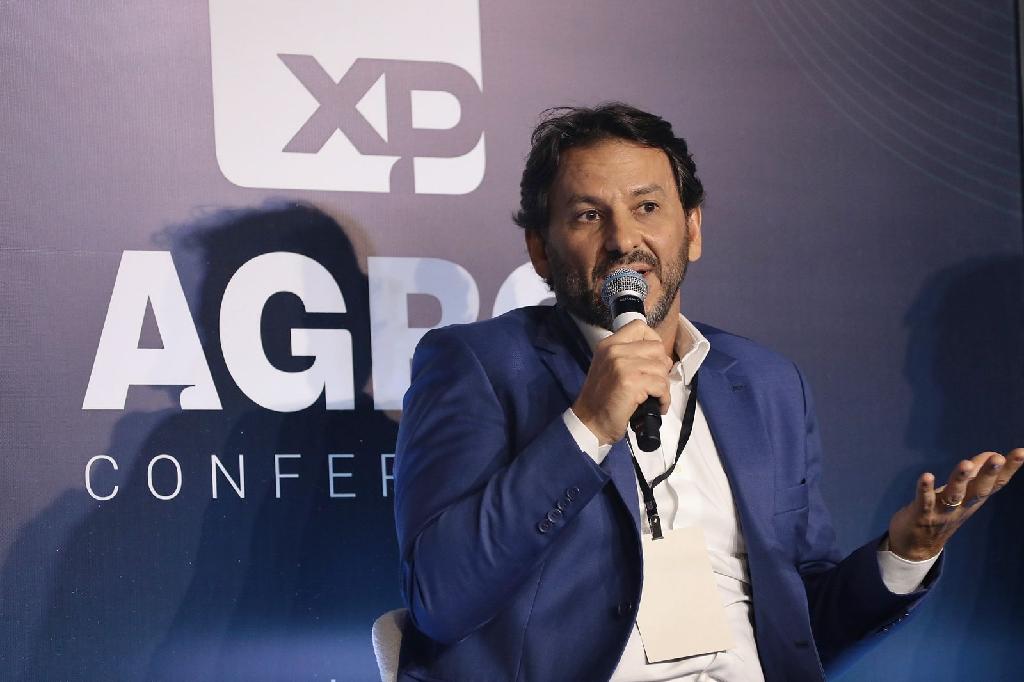 "Governador construiu não só um projeto de ferrovia, mas todo um projeto logístico para MT", afirma diretor de multinacional