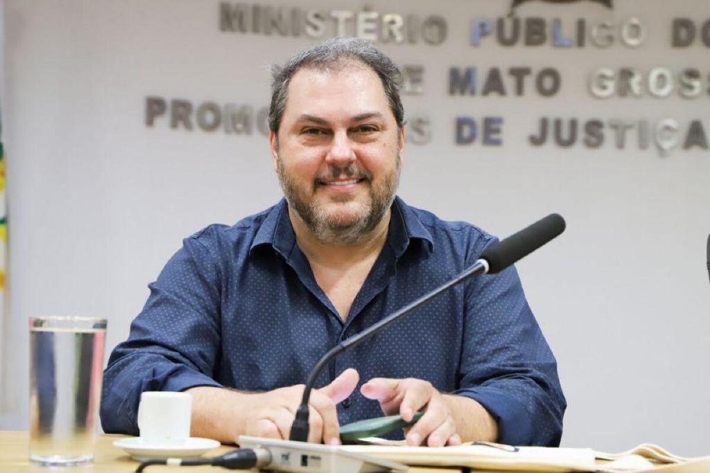 Governador Mauro Mendes nomeia promotor Wesley Sanchez Lacerda como novo desembargador do TJ-MT