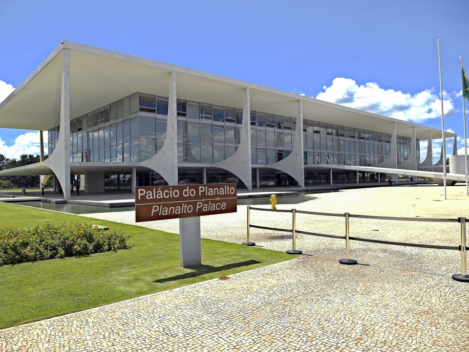 Governadores vão esvaziar ato do 8 de Janeiro com Lula