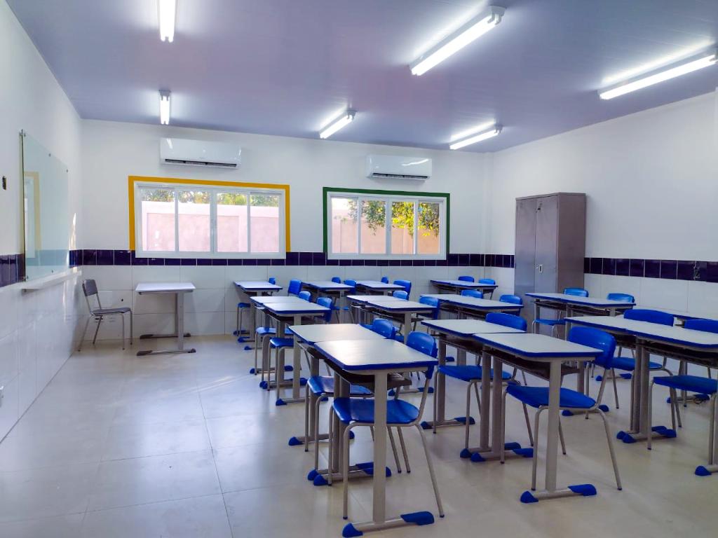 Governo de MT entrega nova escola em Várzea Grande com investimento de R$7 milhões