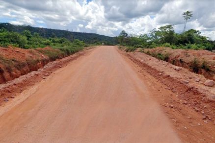 Governo inicia obras para asfaltar primeiro trecho da MT-170, antiga BR-174