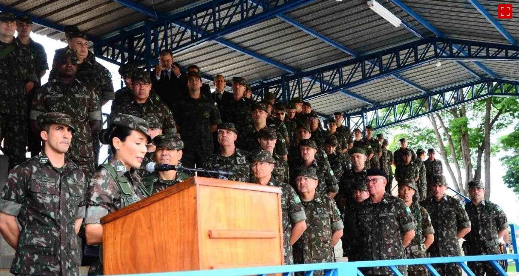 Governo permite alistamento voluntário de mulheres no serviço militar