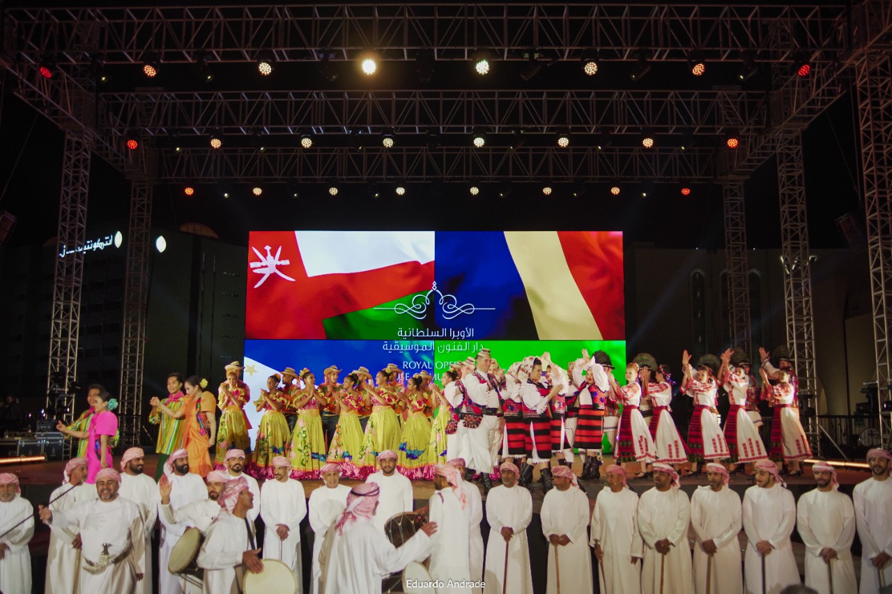 Grupo Flor Ribeirinha apresentou a força da cultura mato-grossense no Oriente Médio