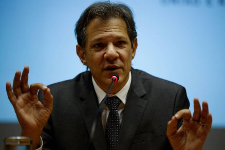 Haddad se reúne com empresários após anunciar arcabouço fiscal