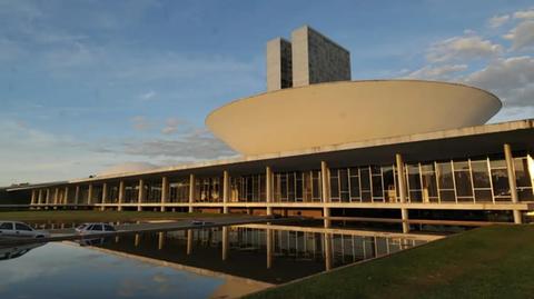 Intolerância política pode se tornar crime no Brasil; entenda a proposta em discussão no Senado
