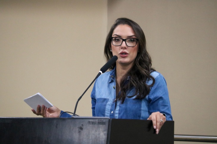 Janaina diz que candidatura de Fávaro ao governo é ‘inviável’