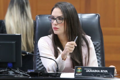 Janaina diz que vê “interesses escusos” em ação judicial de Emanuel contra intervenção