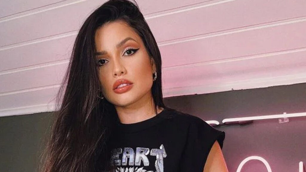 Juliette Freire faz reflexão sobre o uso exagerado de filtros