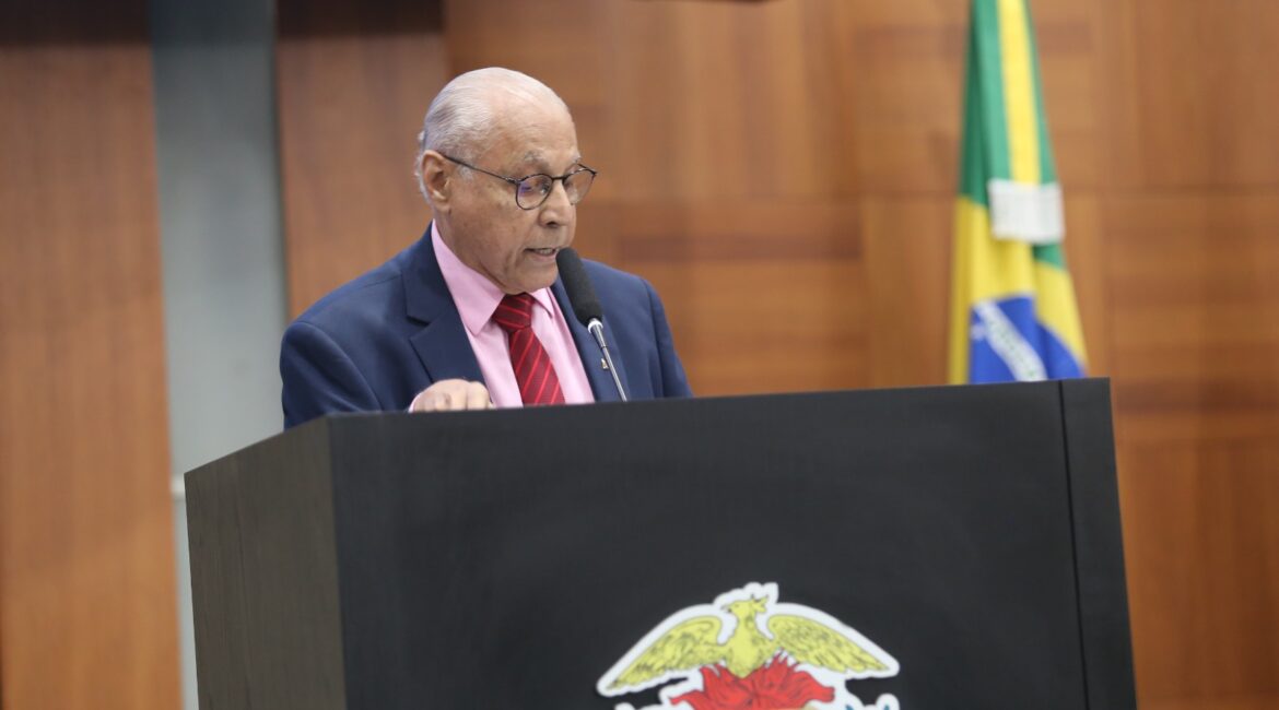 Júlio defende botão do pânico no transporte público para reduzir violência