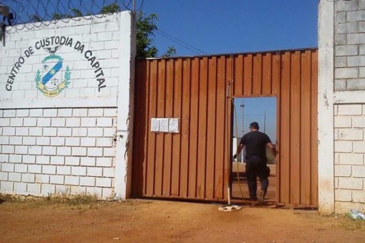 Justiça dá 48h para que estado reative Centro de Custódia de Cuiabá