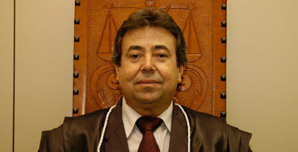 Justiça homologa aposentadoria do juiz Gilperes após 31 anos de magistratura