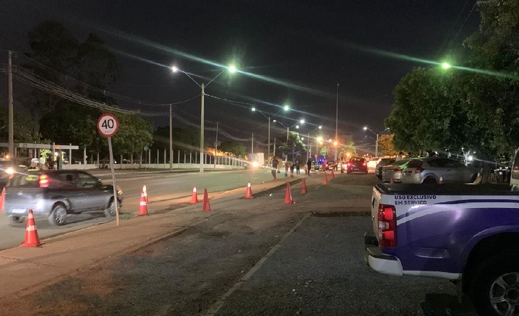 Lei Seca prende 11 pessoas por embriaguez ao volante Em avenida de Cuiabá